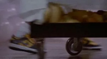 NIKE EN LAS BRUJAS DE EASTWICK