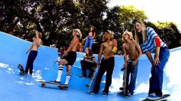 Las furgonetas azules de Stacie en The Lords of Dogtown