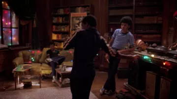 Shoes Converse All Star blue Ezekiel Figuero / Zeke (Justice Smith) in The Get Down S01E05