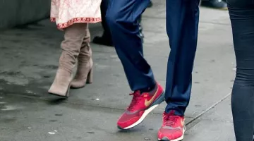 La paire de basket que porte Howard