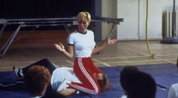 La Cumbre Azul de Adidas en la Academia de Policía