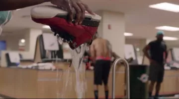 The pair of Nike Air Jordan 3 “Doernbecher” in Ballers (S01E03)