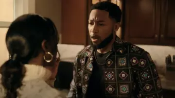 NN07 Julio Camisa bordada de manga larga regular fit usada por Emmett Washington (Jacob Latimore) como se ve en The Chi (S07E02)