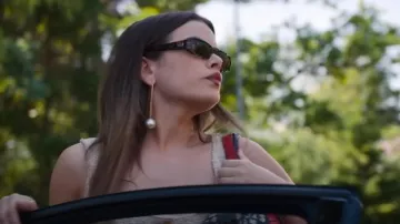 Gafas de sol polarizadas Crap Eyewear Void Pixie usadas por Lollo Millkvist (Alva Bratt) como se ve en Barracuda Queens (S02E01)