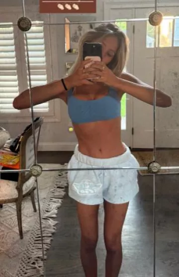 Octobuddy Silicone Suction Phone Case Adhesive Mount worn by Alix Earle on her Tiktok post on June 7, 2025