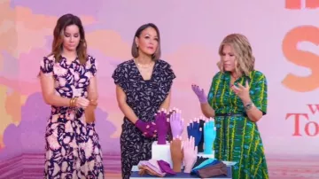 Vestido midi con mangas abullonadas Étoile Almeya de Isabel Marant, usado por Eva Pilgrim en Good Morning America el 10 de junio de 2025.