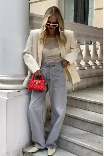 Débardeur Saint Laurent Cassandre porté par Leonie Hanne sur sa Story Instagram le 8 juin 2025