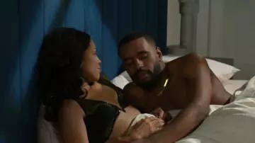 Thistle and Spire Wavelength Bra worn by Dani Dupree (Karla Cheatham Mosley) as seen in Beyond the Gates (S01E70)