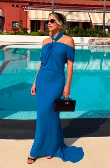 Tom Ford adornó las sandalias de piel con efecto cocodrilo que usó Sofia Richie en su publicación de Instagram el 9 de junio de 2025