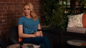 Tanya Taylor Zola Top de rayas con frente retorcido usado por Virginia 'Ginny' Miller (Antonia Gentry) como se ve en Ginny & Georgia (S03E08)