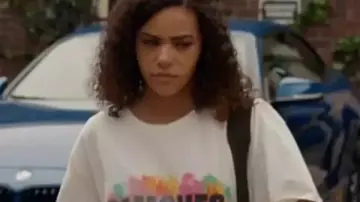 Ginny & Georgia S03 Ginny Miller Ramones T-Shirt of Virginia ‘Ginny’ Miller (Antonia Gentry) in Ginny & Georgia (S03E08)