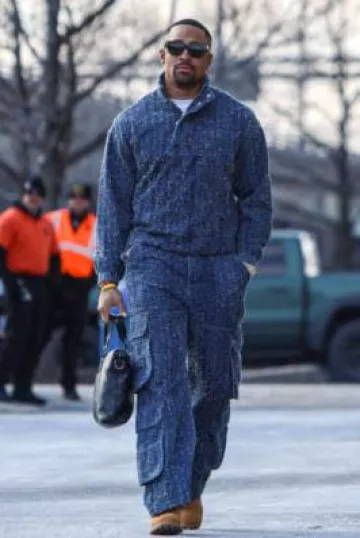 Timberland 6" Premium Boot Wheat worn by Jalen Hurts on the Instagram account @philadelphiaeagles