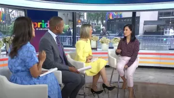 Ted Baker Onetta Scalloped Slim Pants worn by Vicky Nguyen as seen in Today on June 16, 2025