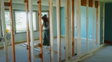 Converse Run Star Hike Lugged Hi worn by Chelsea Houska as seen in Down Home Fab (S03E03)