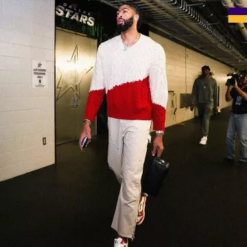 Louis Vuitton Cream Monogram Workwear Jeans worn by Anthony Davis on the Instagram account @lakers