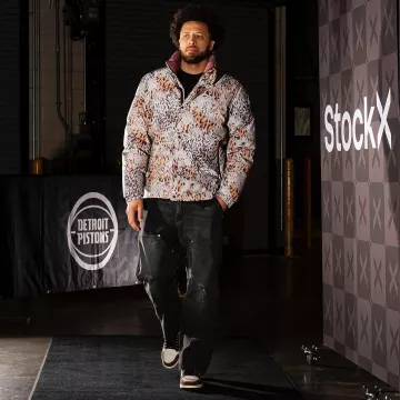 Moncler Animal Print 'Dun' Down Jacket usado por Cade Cunningham en la cuenta de Instagram @detroitpistons
