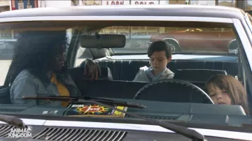 Parking Lot in Animal Kingdom (S05E02)