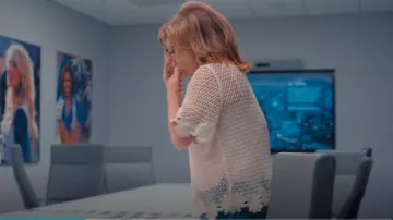 Blusa Sabine para mujer de Kobi Halperin usada por Kelli Finglass como se ve en AMERICA'S SWEETHEARTS: Dallas Cowboys Cheerleaders (S02E02)