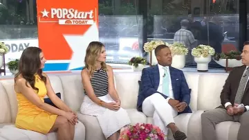 Cinq à Sept Poppy Sleeveless Stretch Twill Shirtdress portée par Angie Lassman comme on le voit dans Today le 20 juin 2025