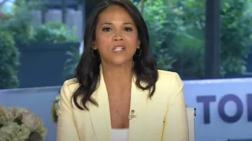 J. Crew Arden Blazer worn by Laura Jarrett as seen in Today on June 25, 2025