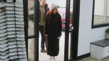 Converse Run Star Hike Canvas Platform worn by Chelsea DeBoer as seen in Down Home Fab (S03E05)