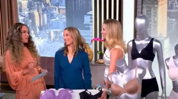 Mini robe Zimmermann Illuminate Batwing portée par Sunny Hostin comme on le voit dans The View le 25 juin 2025