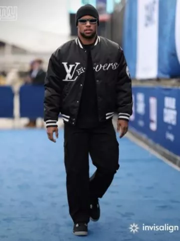 Louis Vuitton Black Narrow LV Super Vision Sunglasses worn by Saquon Barkley on the Instagram account @nygiants