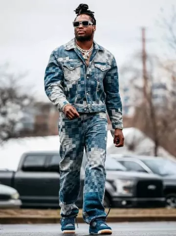 Louis Vuitton Blue Damier Camo Baggy Jeans worn by Derrick Henry on the Instagram account @titans
