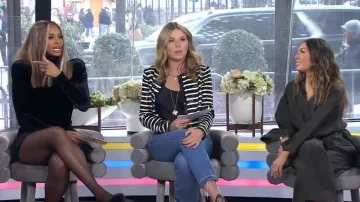 Balenciaga Cuello Redondo de Hombro Tortuga usado por Ciara como se ve en Hoy el 1 de julio de 2025