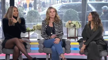 Pantalón de pinzas en mezcla de lino de Massimo Dutti usado por Melissa García en la foto del 1 de julio de 2025.