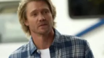 Sullivans Crossing S03 Cal Plaid Shirt of Cal Jones (Chad Michael Murray) in Sullivan's Crossing (S03)