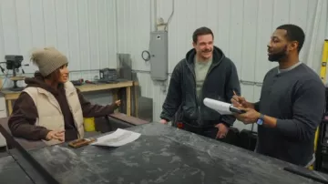 Abercrombie & Fitch Men's Essential Hoodie worn by Chelsea Houska as seen in Down Home Fab (S03E06)