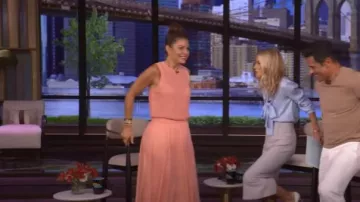 White House Black Market Chiffon A Line Maxi Skirt worn by Maria Menounos as seen in LIVE with Kelly and Mark on July 2, 2025