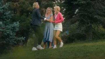 Sandro Aussna Skirt worn by Mirren Sinclair (Esther McGregor) as seen in We Were Liars (S01E07)