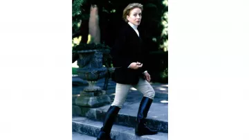 Riding Boots Leather Women's Amazonas Cavalier 43cm Tall Black M, Size 7 worn by Beatrice Stanhope (Holland Taylor) in George of the Jungle