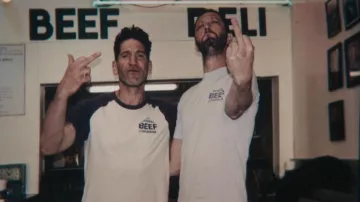 The Original Beef Of Chicagoland Raglan Shirt worn by Michael Berzatto (Jon Bernthal) in The Bear (S04E09)