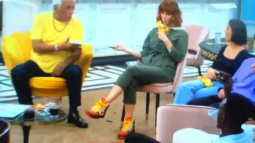 Chaussure Nike Montante (Audrey Fleurot) dans LOL : Qui rit, sort ! (S02E04)