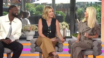 Simkhai Axel Linen Top worn by Zanna Roberts Rassi as seen in Today with Jenna & Friends on July 8, 2025