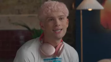 Apple AirPods Max worn by Gaz(Dean-Charles Chapman) as seen in Too Much (S01E02)