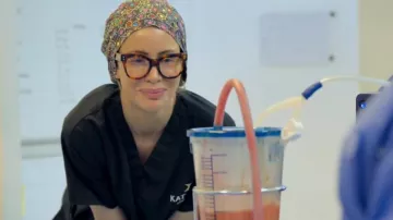 Gucci GG1082O Cat Eye-Frame Tortoiseshell Acetate Glasses worn by Olivia Attwood as seen in Olivia Attwood: The Price of Perfection (S02E01)