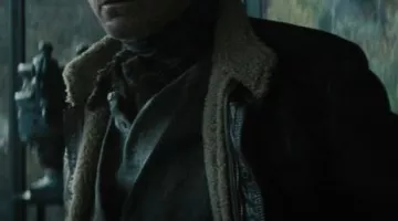Le blouson en cuir de Jeremy Irons dans Batman V Superman l'Aube de la justice