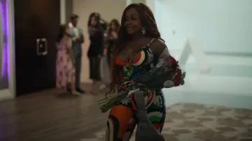 Haut bustier de zone porté par Phaedra Parks comme on le voit dans The Real Housewives of Atlanta (S16E17)