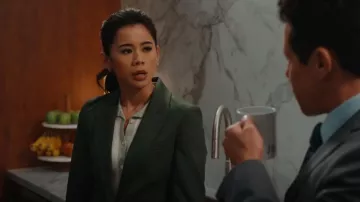 Theory Etiennette Blazer In Good Wool worn by Sarah Franklin (Leah Lewis) as seen in Matlock (S01E18)