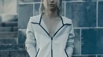Alice in Borderland Nijiro Murakami White Jacket worn by Shuntaro Chishiya (Nijirô Murakami) in Alice in Borderland (S02)