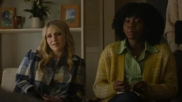 Re/done 90s Oversized Alpaca-Blend Knit Cardigan worn by Ivy (Tamera Tomakili) as seen in Happy Face (S01E06)