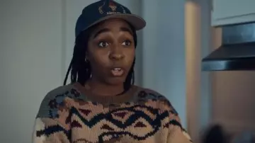 Polo Ralph Lauren Mens Cowboy Sweater worn by Sydney Adamu (Ayo Edebiri) as seen in The Bear (S03E09)