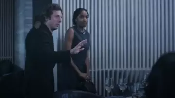 Ganni Bou Bag worn by Sydney Adamu (Ayo Edebiri) as seen in The Bear (S03E10)