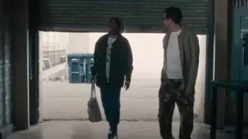 Everybody World Overnight Tote worn by Sydney Adamu (Ayo Edebiri) as seen in The Bear (S04E04)