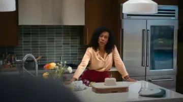 Equipment Quinne Top in Sand worn by Dawn Edwards (Karen Pittman) as seen in FOREVER (S01E01)