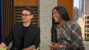 Comme des Garçons Blazer à fermeture éclair porté par Christian Siriano vu dans Good Morning America le 16 juillet 2025